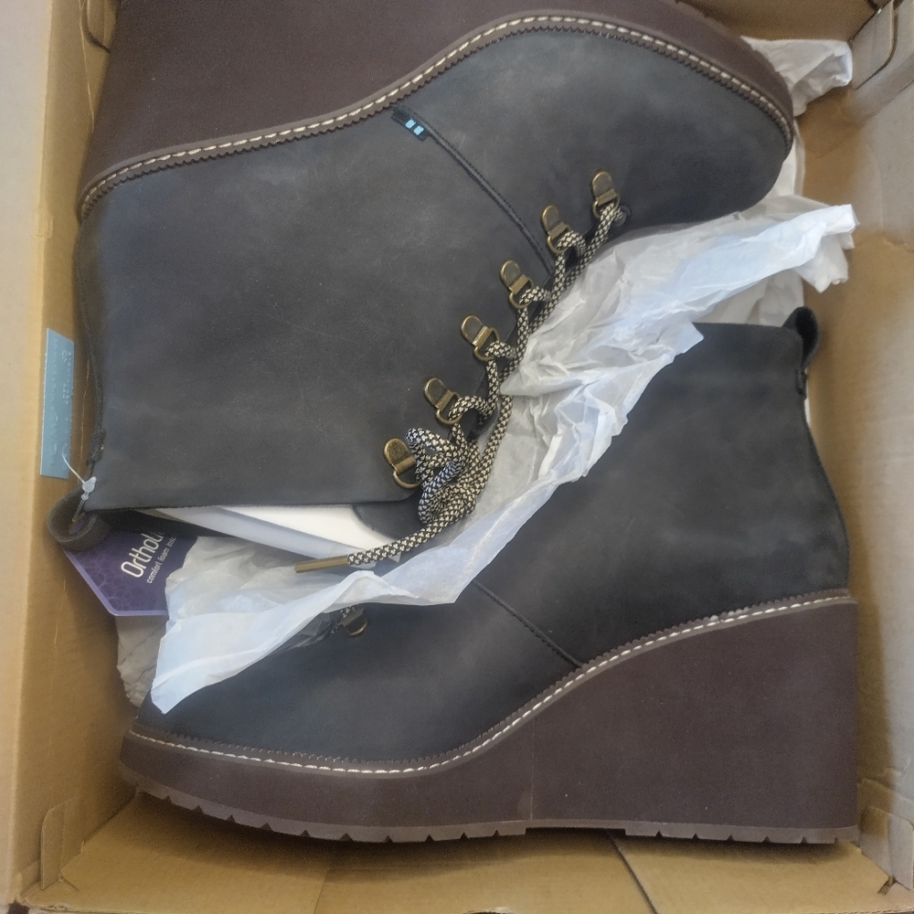 TOM'S Melrose Booties NWT NIB Black size 12 - Picture 6 of 7